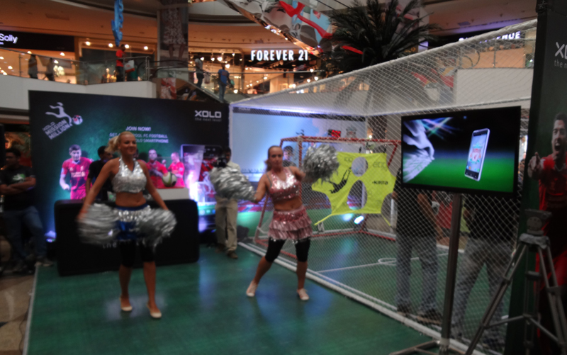 Mall Activation by TriangularDots